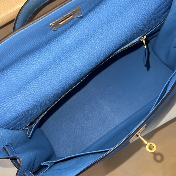 Hermès Kelly 35 Retourne Blue Paradis Clemence GHW - Picture 8 of 14